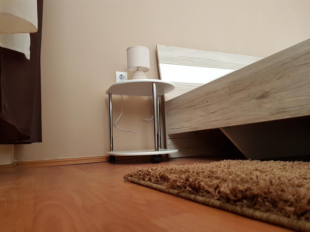 Hostel Morcic Rijeka Bagian luar foto