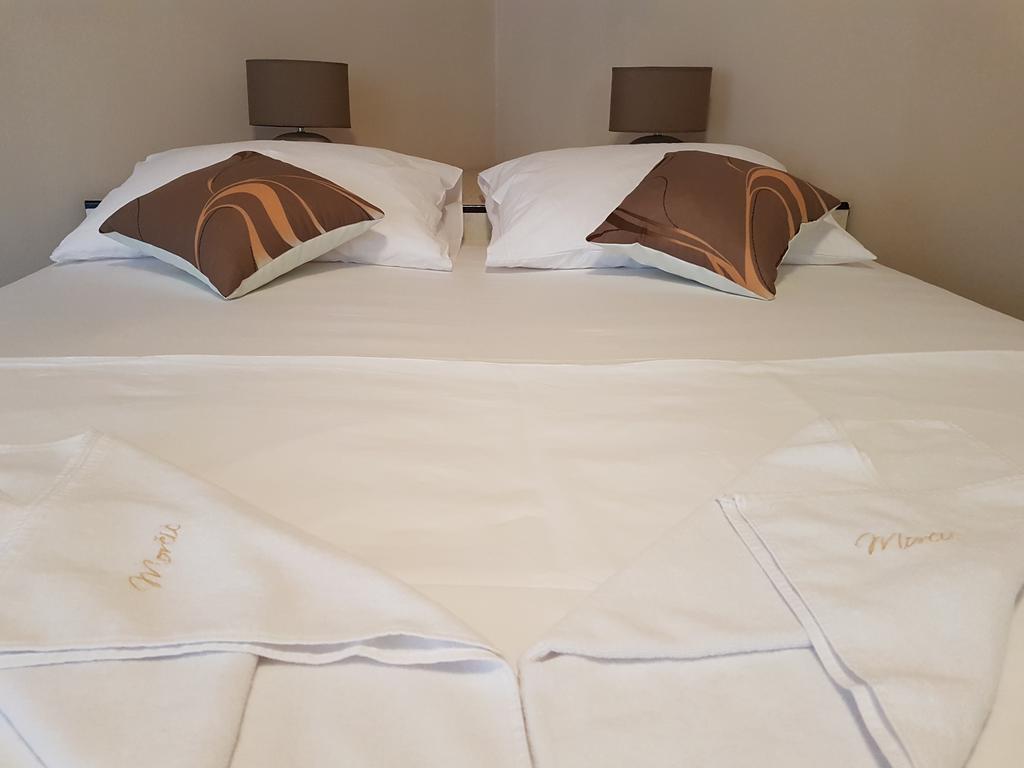 Hostel Morcic Rijeka Bagian luar foto