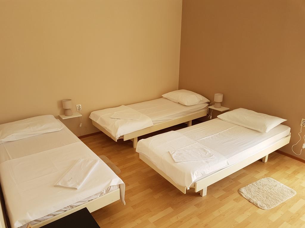 Hostel Morcic Rijeka Bagian luar foto